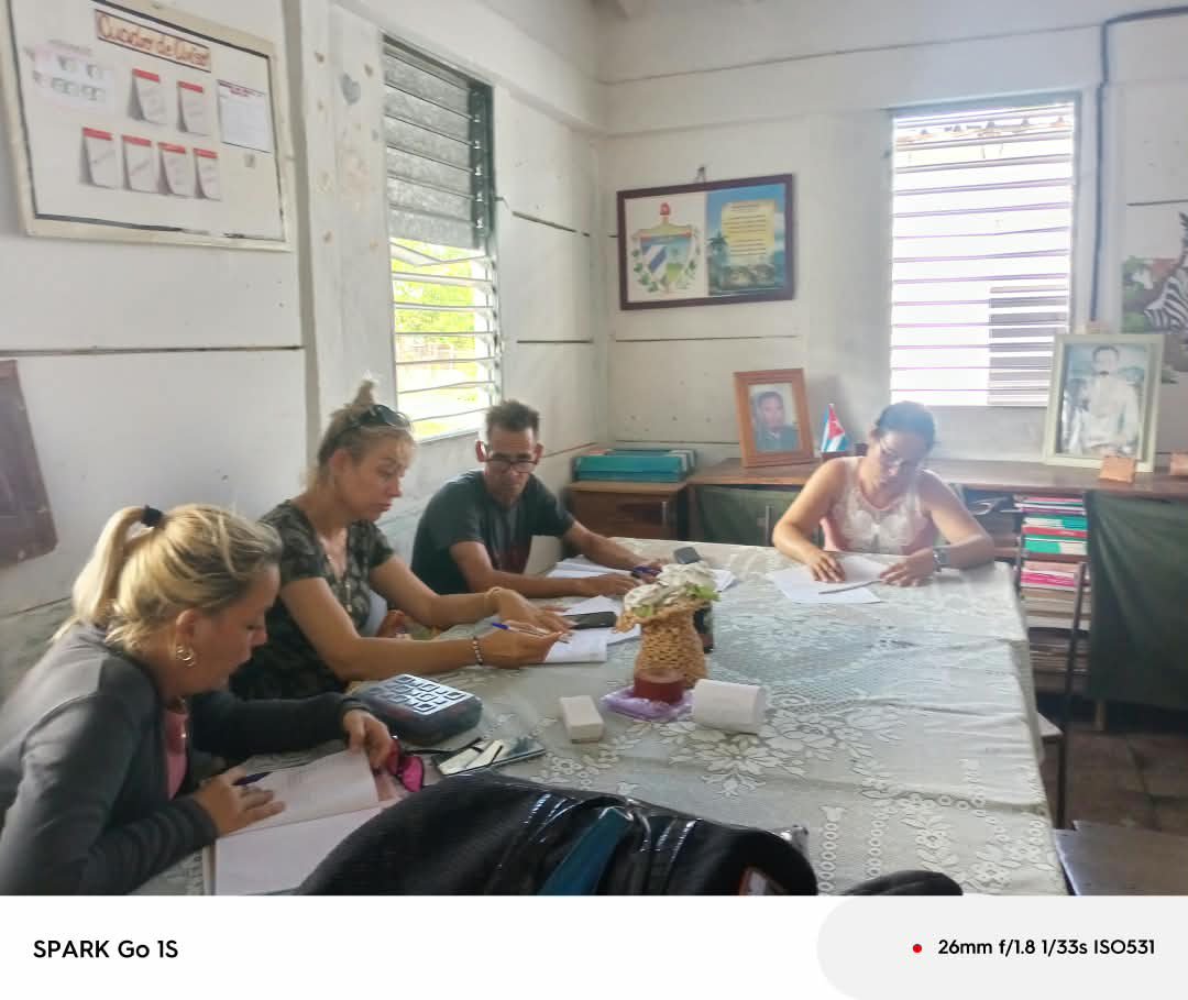 Inspeccdgeplac's tweet photo. De  recorrido hoy por las zonas educativas el ewuipo metodologivp De la   #dgeducacionplacetas. #CubaMined #CubaViveyTrabaja #CubaEstaFirme. #NoalBloqueo. https://t.co/w0Ui5NYseb
