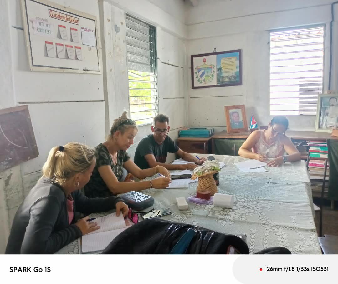 Inspeccdgeplac's tweet photo. De  recorrido hoy por las zonas educativas el ewuipo metodologivp De la   #dgeducacionplacetas. #CubaMined #CubaViveyTrabaja #CubaEstaFirme. #NoalBloqueo. https://t.co/w0Ui5NYseb