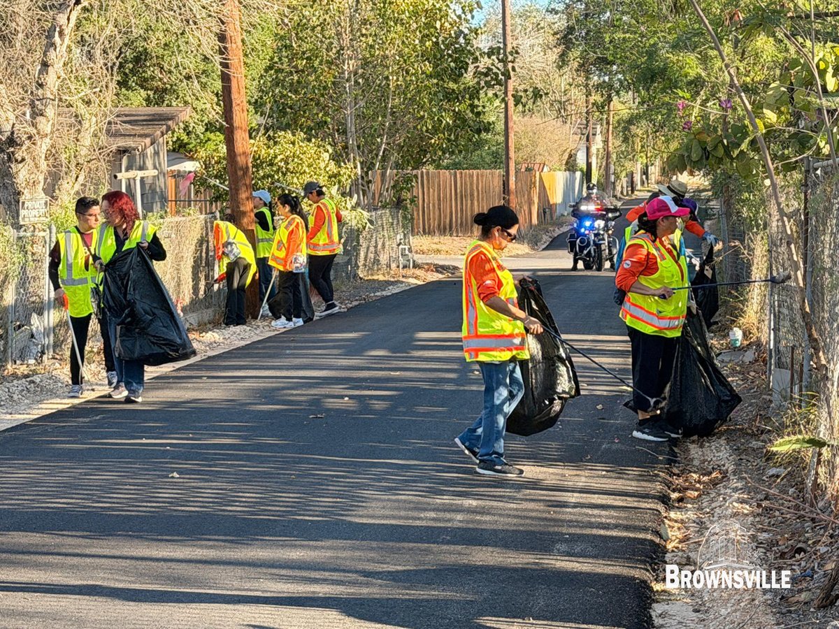 BTxRGV's tweet photo. REMINDER: The District 3 B.R.I.G.H.T. Cleanup event is tomorrow!
Be sure to get those bulky items, yard debris, and old tires ready. The neighborhood cleanup takes place from 8:00 a.m. to 12:00 p.m.
Read more: https://t.co/Ou7E6duGYU
#BrownsvilleTX #BRIGHTBrownsville #OneCity https://t.co/fS1WHHBcra
