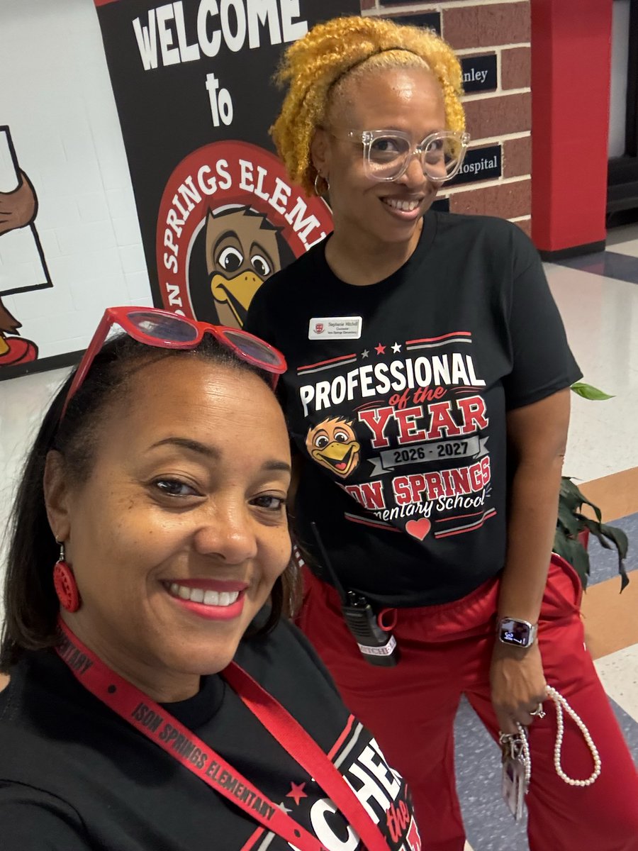 KENYAGREER14's tweet photo. The LOOKS 👀 &amp; FEELING 👏🏽WE had the day after enjoying the @FultonCoSchools TOTY/POTY Legacy Awards Program left us feeling INSPIRED &amp; EMPOWERED @IsonSpringsES to continue to make a difference🥰Amazing program💥 @FCSSuptLooney #LegacyOfExcellenceAwards https://t.co/QmhT9sUqDf