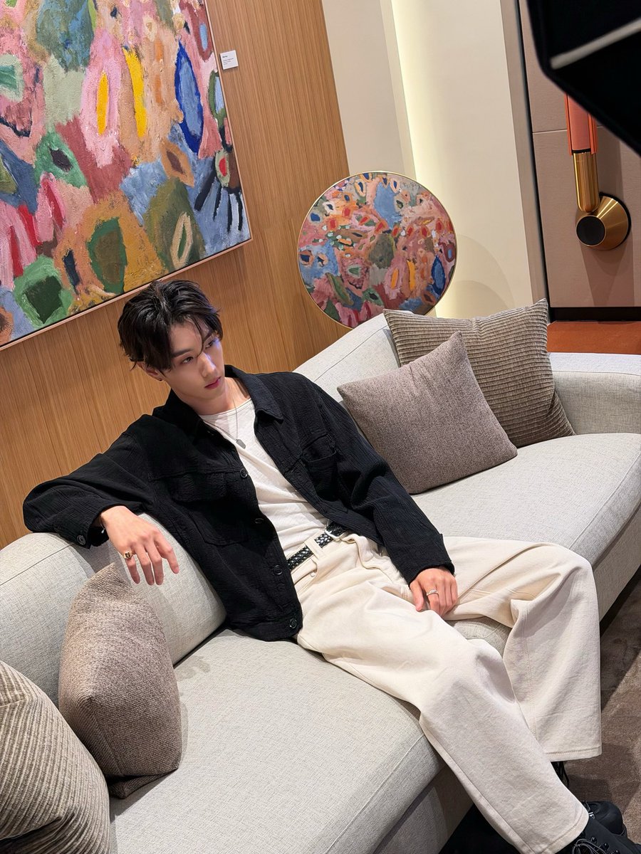 DNAmngmnt's tweet photo. @bangolufsen Martin Place Flagship grand opening in Sydney 💙

#BangOlufsen
#BangOlufsenAustralia
#MarkTuan https://t.co/YdS0Eqy8rT