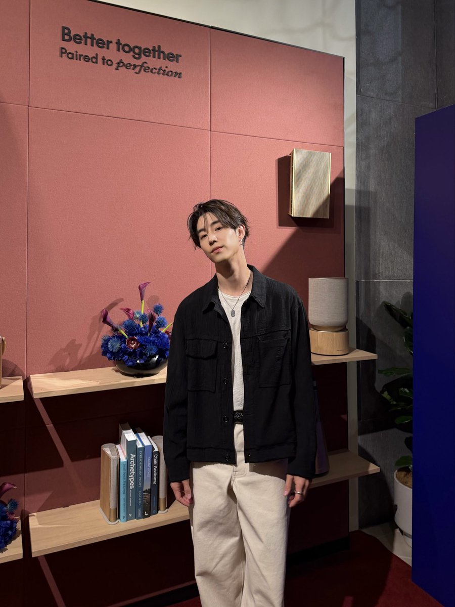 DNAmngmnt's tweet photo. @bangolufsen Martin Place Flagship grand opening in Sydney 💙

#BangOlufsen
#BangOlufsenAustralia
#MarkTuan https://t.co/YdS0Eqy8rT