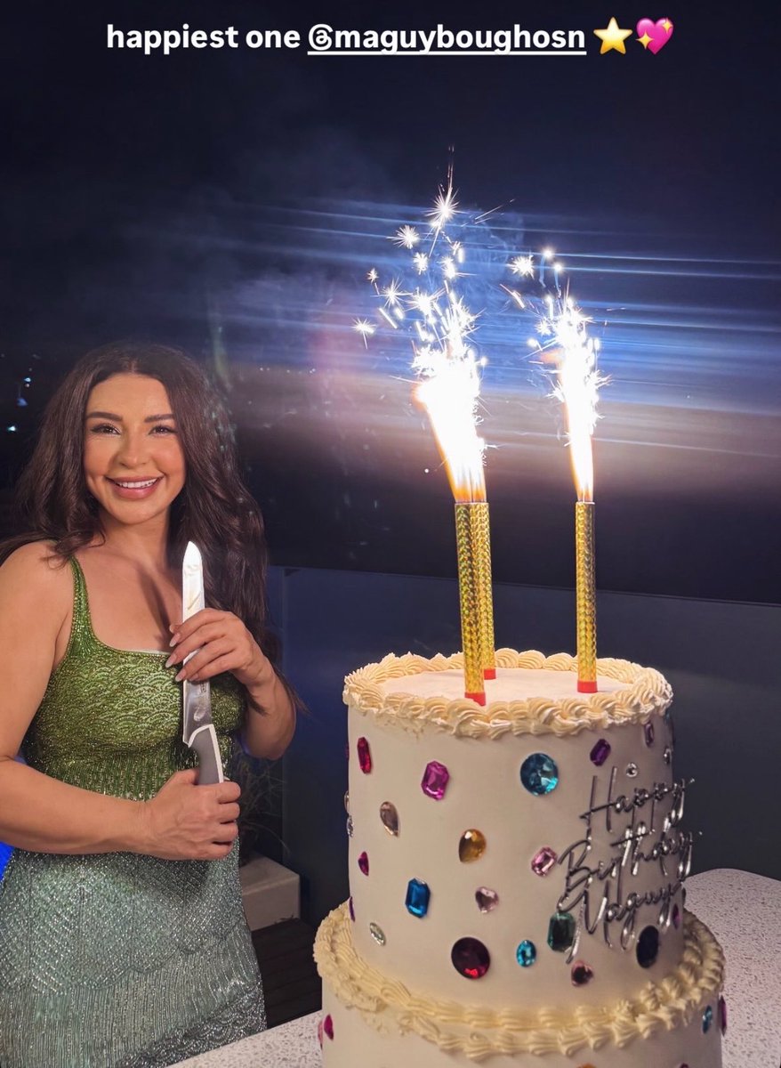 maguyx3_'s tweet photo. وييين الكيكة بالضبط ؟؟؟؟ 🍰🥹🩵 https://t.co/RspvgMzzIn