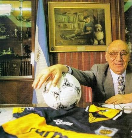 TikiTikiBJ's tweet photo. "Los hombres pasan; Boca queda. Por encima de nombres, épocas y disputas, siempre Boca." https://t.co/uo4qO4Hzns