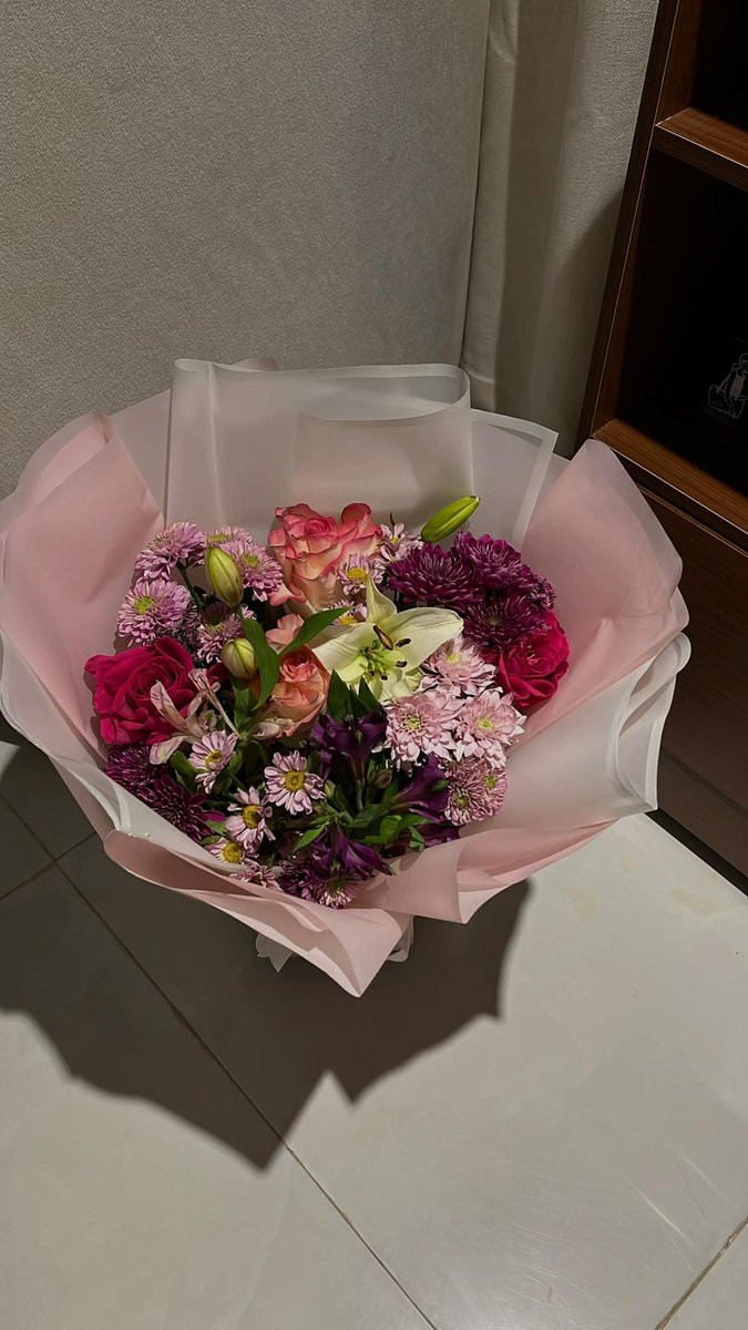8_90ii's tweet photo. https://t.co/oG4TZh4kb8
