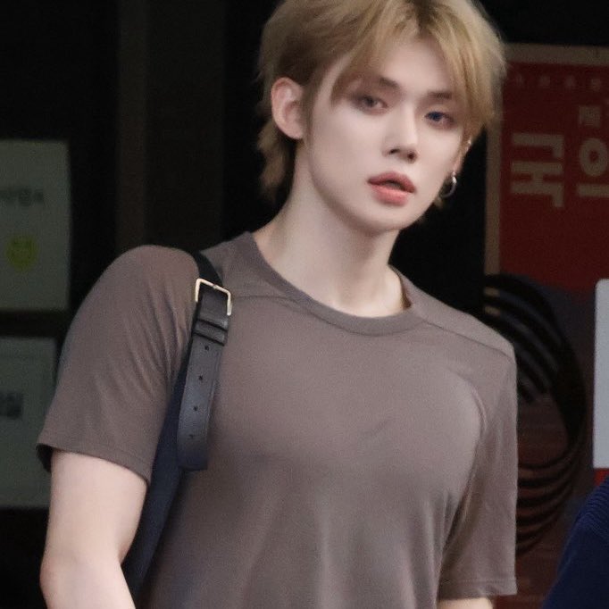 starkissoobin's tweet photo. yeonjun beautiful stunning gorgeous pretty https://t.co/zn9Gswvg8k