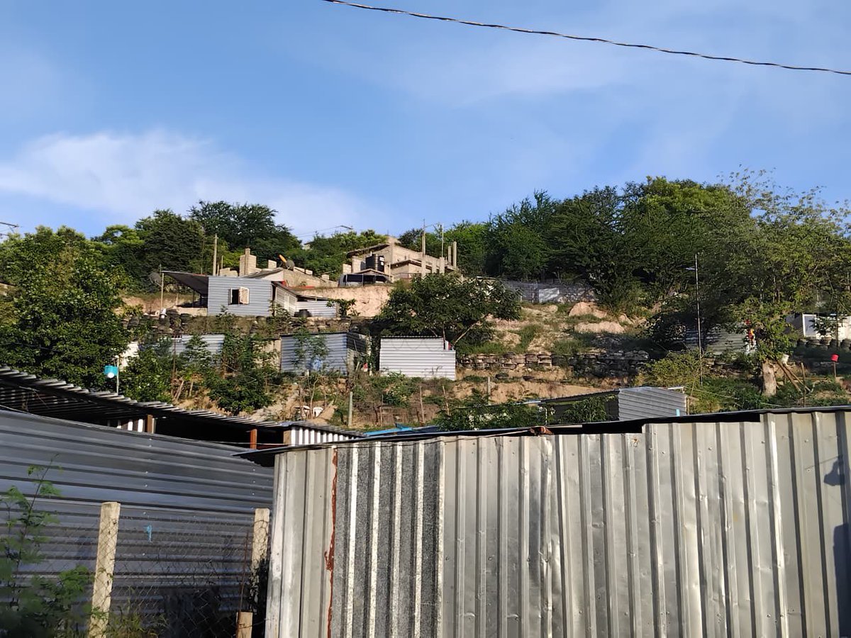DimasRomeroGonz's tweet photo. 4. 💧🏫🛣️ El pueblo no pide privilegios: exige agua potable, caminos, drenaje, escuelas, electrificación y servicios básicos. Las autoridades conocen las necesidades; ahora deben responder.

#FaltanObrasParaElPueblo https://t.co/Mcb9GnrSi0
