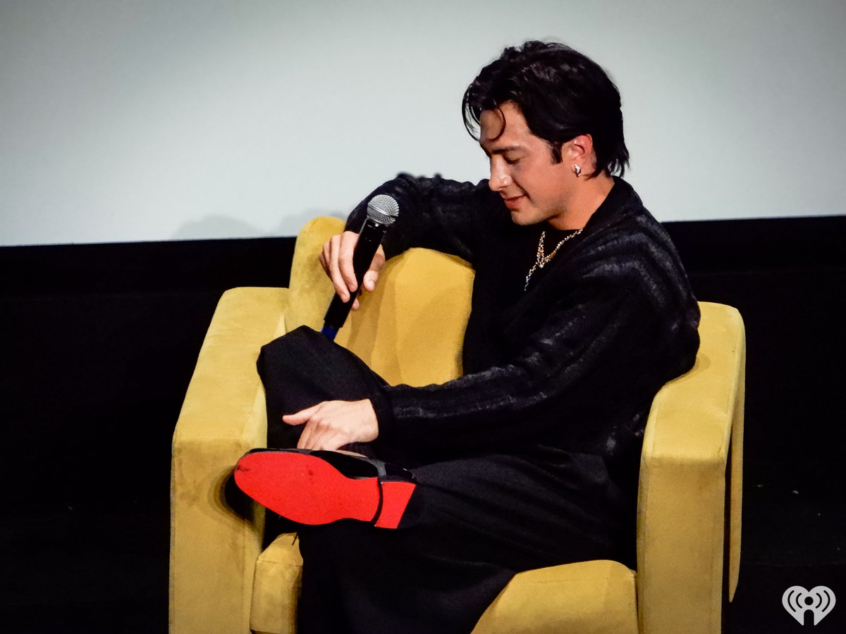 iHeartRadioCA's tweet photo. Hudson Williams made some WAVES at @TIFF_NET today and we can't wait for the Yaga premiere tonight! 🤩🤩

#Hudsonwilliams #yaga #heatedrivalry #Tiff #TIFF26 #Toronto 📸 : @JessManyTalents https://t.co/PZmmuZE5Nl