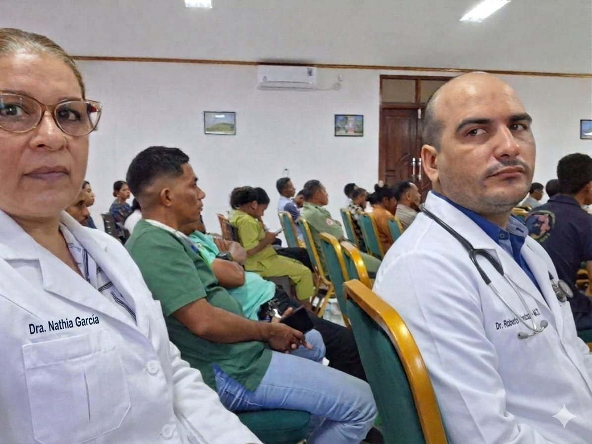 CubacooperaTLat's tweet photo. Los doctores Nathia Garcia y RolandoCastro, especialistas en MGI, participan activamente junto al colectivo timorense en la jornada de prevención y respuesta a la tuberculosis en Ataúro. ¡Fortaleciendo la salud comunitaria y el acceso equitativo!
#CubaCoopera 
#CubaNoEsAmenaza. https://t.co/Ek63vHEmd9