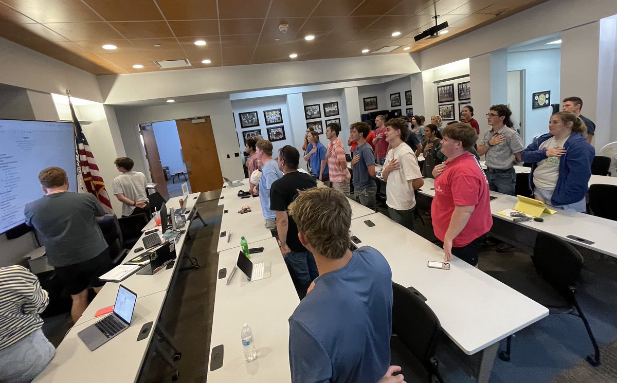 SEOSL's tweet photo. Every great university was built by students who showed up.
This campus moves because students like you refuse to sit on the sidelines.

#RiseHere #GoStorm #SESpirit #SEVibe #GoSoutheastern #SELegacy #TakeCover #okhigheredworks #SeriousySE #TexomasUniversity https://t.co/IH51roPwCR