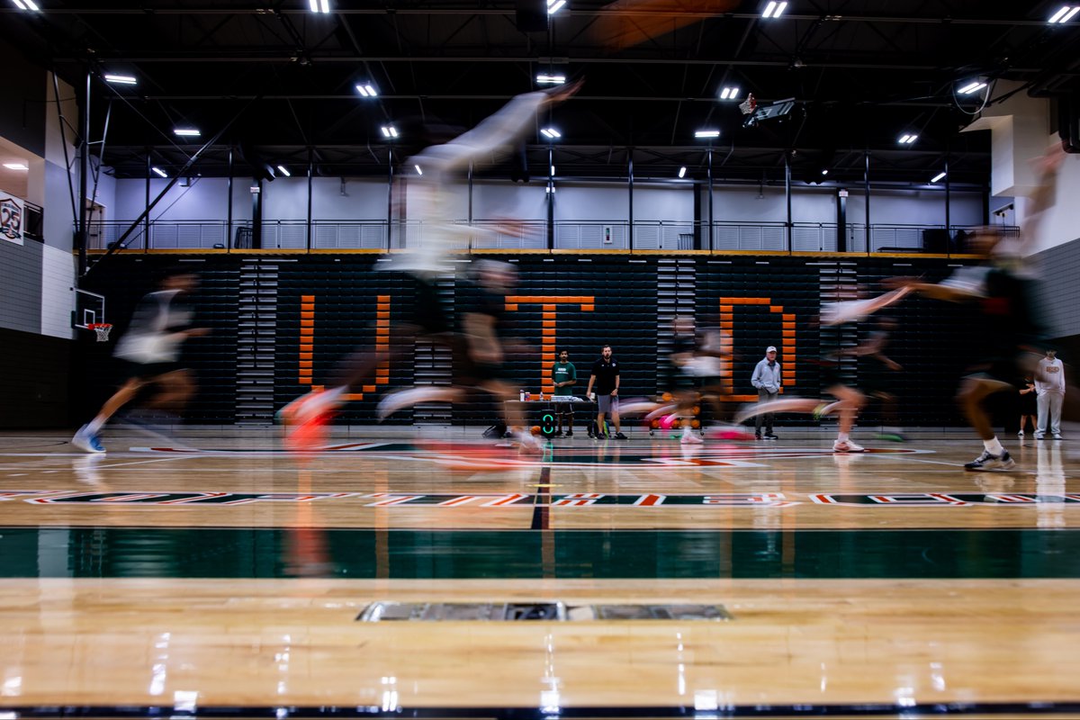 UTDALLAS_MBB's tweet photo. Back in the lab🧪

#Whoosh https://t.co/hYfxlf4Zby
