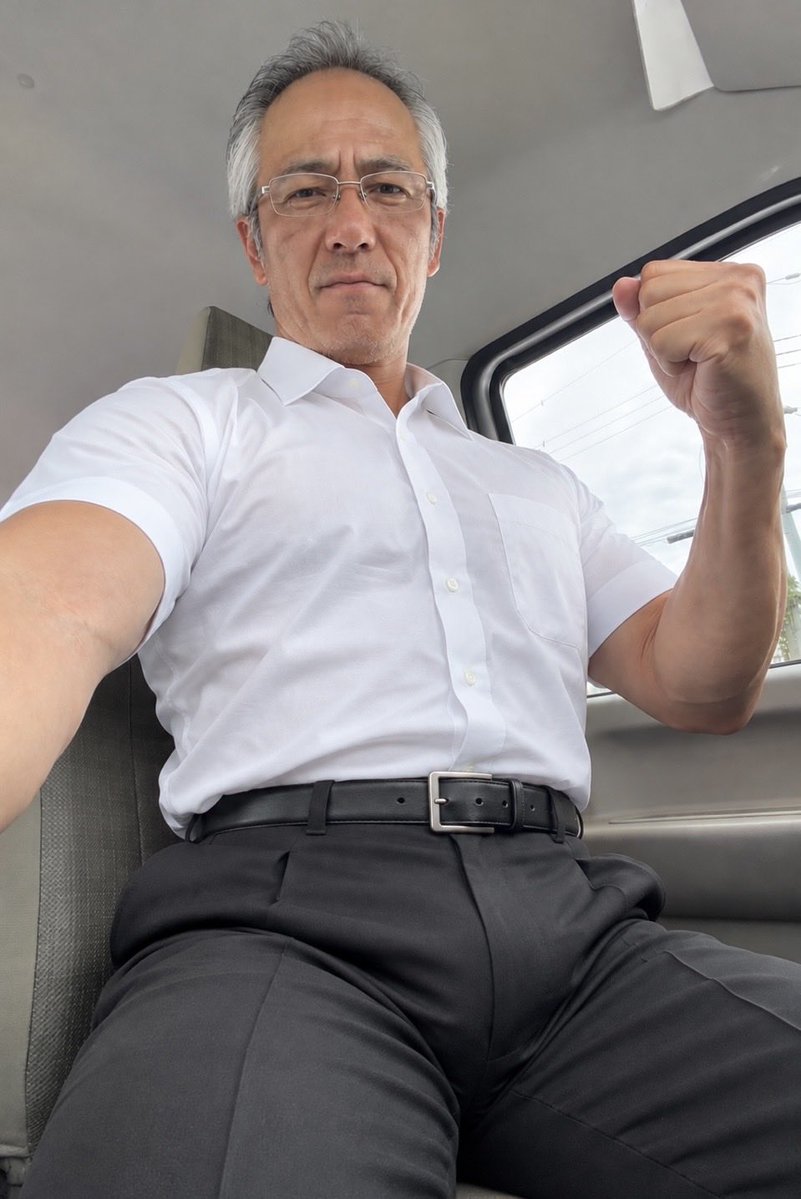 blackbossboom's tweet photo. おはよっす👍
今日頑張れば〜
5連休の人もいるんですね〜🧐
まぁ〜俺は4連なんですけどね🧐
予定も無いので
来年1月年明けに発売予定の5曲くらいのアルバムを作成編集中なので〜ぼちぼち仕上げてます
飯や〜お茶ぐらいのお誘いは行くかも月水金はジムなのでその他はどうしようって感じです
良い週末を https://t.co/tOI8O9C2iC