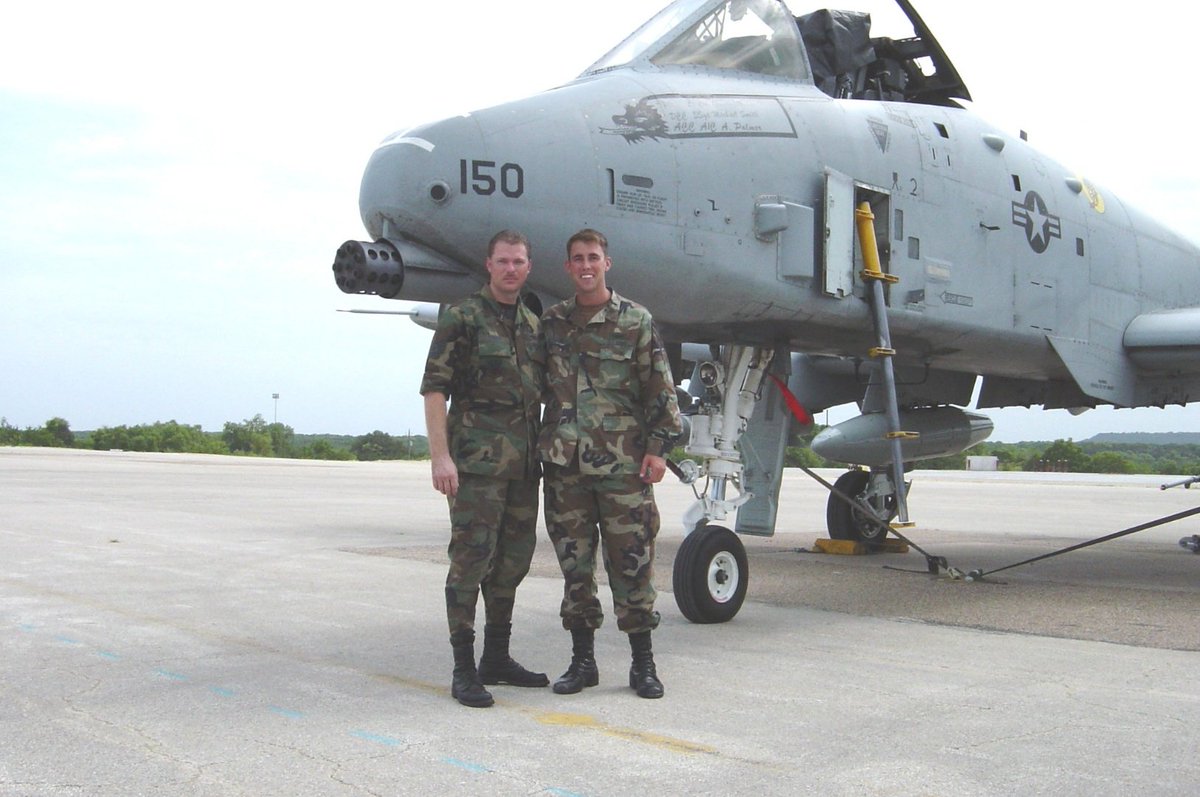 roxynut18's tweet photo. @LegionD11 That's fantastic! I have 3 brothers that all served in the Air Force. Each for  no less than 21yrs proudly. 🇺🇸 Finally, they get "something" honoring/acknowledging  them. Thanks for sharing. 🫡🇺🇸 https://t.co/b0lbYI2pfK
