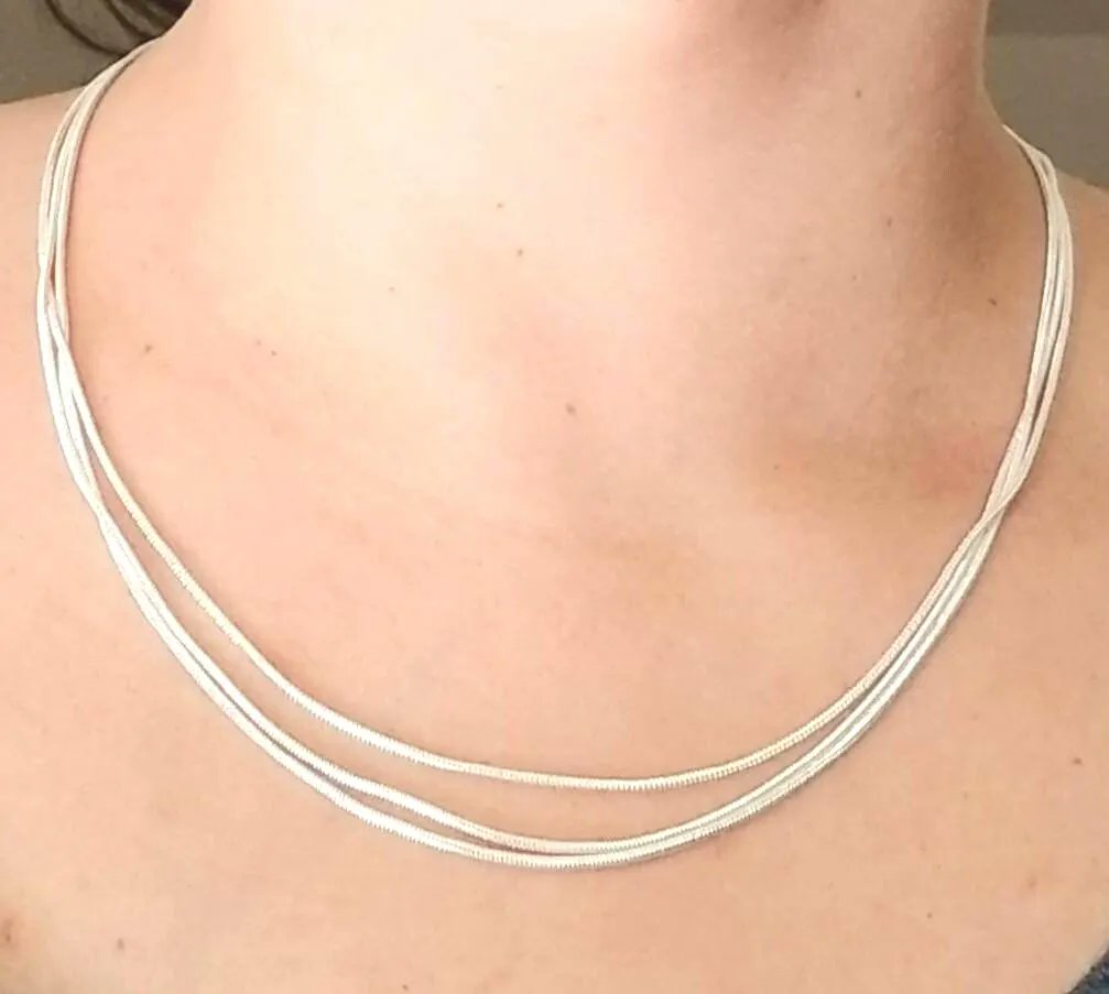 TrendingNowGift's tweet photo. Sterling Silver Triple Strand Necklace #jewelry #necklace #silvernecklace #Handmadejewelry #giftforher #layerednecklace #multistrandnecklace #liquidsilver #statementnecklace #wedding #bridal #semiformal #etsy
https://t.co/B7yLUO7B77 via @Etsy https://t.co/C74cdthIQL