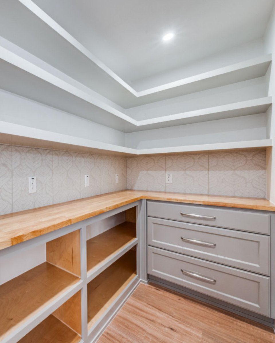 DFWImproved's tweet photo. Make every pantry reach intentional. Personalized remodeling maximizes every inch and elevates the space to match the rest of your home.

Request your estimate today: https://t.co/Ue8dnaV9lt

#DFWImproved #HomeRemodeling https://t.co/rh9OxFyfeC