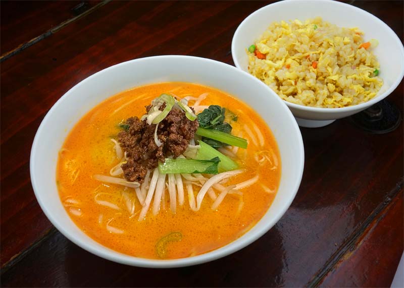 ChinaMinatoan's tweet photo. ＼毎日でもラーメンが食べたい🍜／

『坦々ラーメン半炒飯セット』

晩御飯セットでご用意してます💁‍♀️✨
メニューも豊富なので、
じっくり選んでみてください👀

#中国食堂 #横浜 #ランチ #定食 #中華 https://t.co/uDladOSiOX