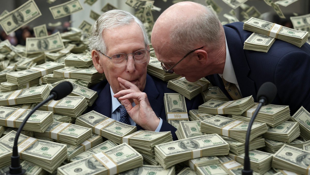 WallStreetApes's tweet photo. WOW 🚨 It turns out Mitch McConnell’s aid caught telling him what to do is making more than Mitch McConnell, paid for by taxpayers 

- He’s making $226,850 a year
- Mitch McConnell makes $174,000 per year
- His aid has made $1.2 MILLION+ since being hired in 2021 https://t.co/cxUoG6jrXr