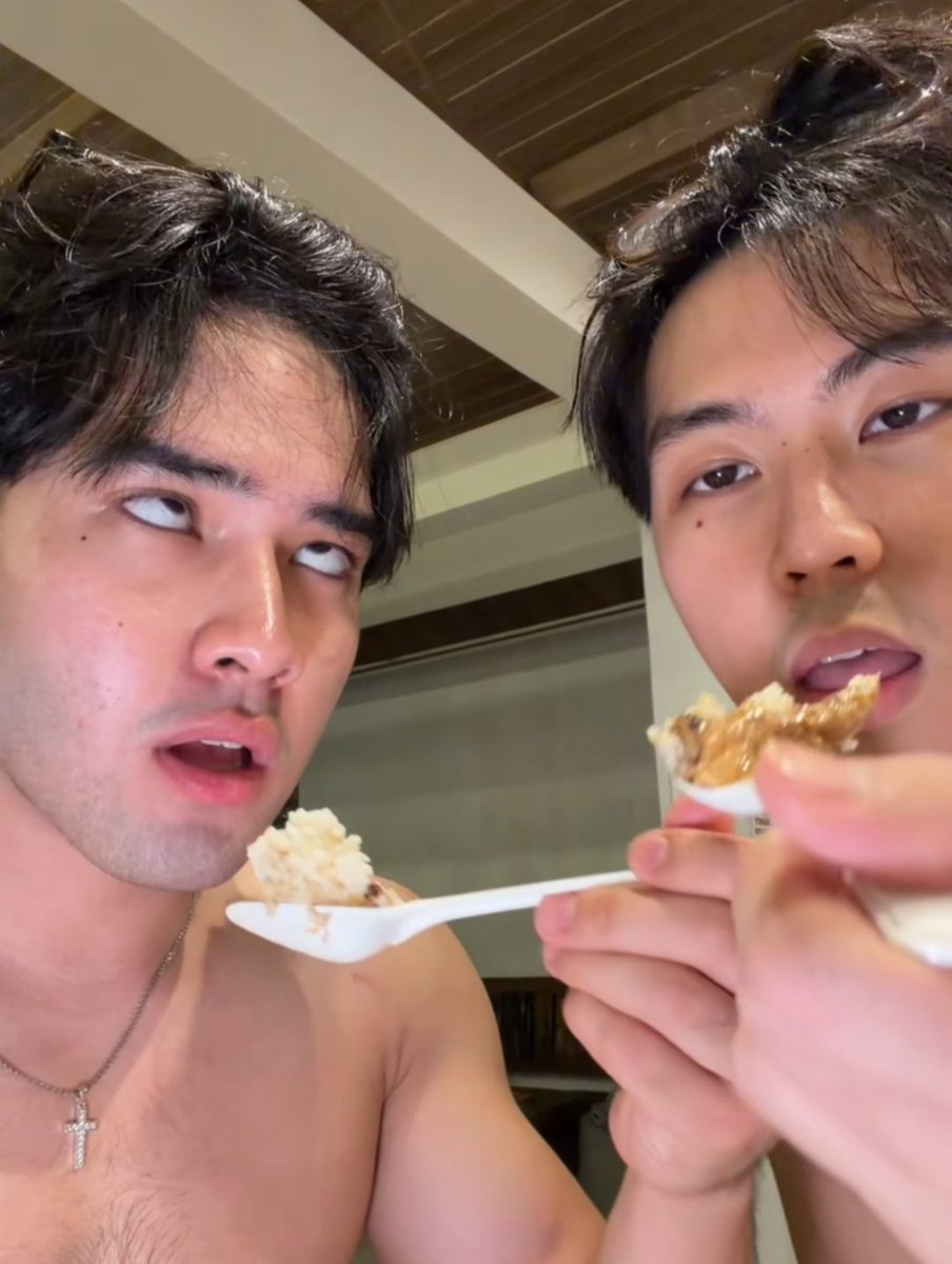 prettyboyfaces tweet picture