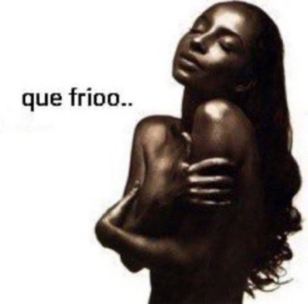 j3ssea's tweet photo. dios es increible que haga calor afuera pero entras a mi casa y sigue siendo un frigorifico https://t.co/DK7djltHA5