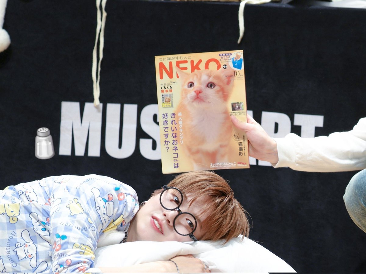 uliuliuliuu0000's tweet photo. 갓나온 따끈따끈한 애햄이 https://t.co/XzYcryI046