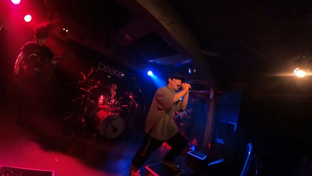Variouscolors1's tweet photo. Vol.24 バンド名: O2F https://t.co/iNukBOMZC2