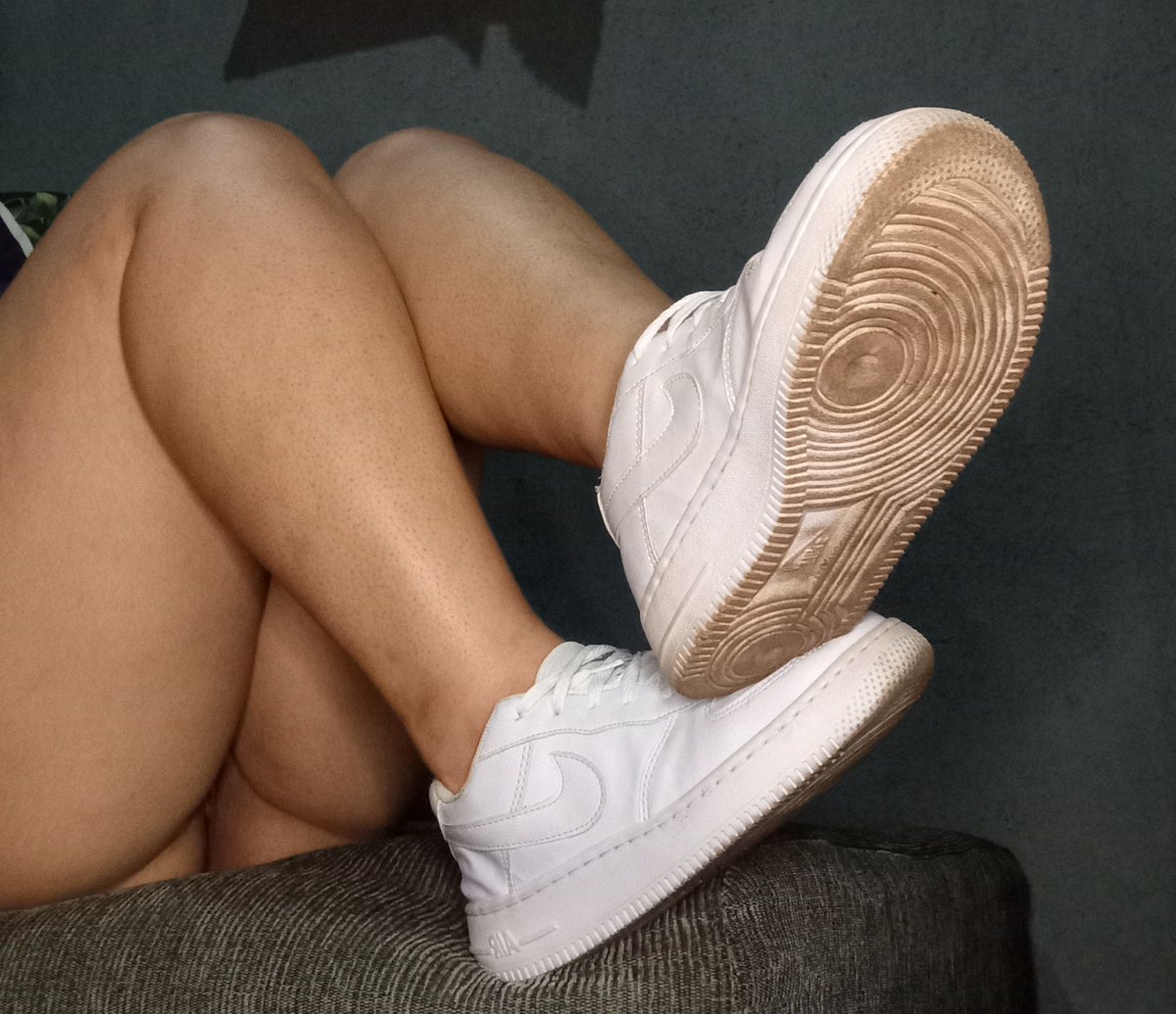 spicy_loly's tweet photo. O pix pra pagar meus reembolso meu capacho. Você sabe que quer! Não tente se controlar! 

2f8f4de0-832d-461e-8d2f-4efe1a40d01f

#findom #feet #feetfetısh https://t.co/v0tsrAeEyg
