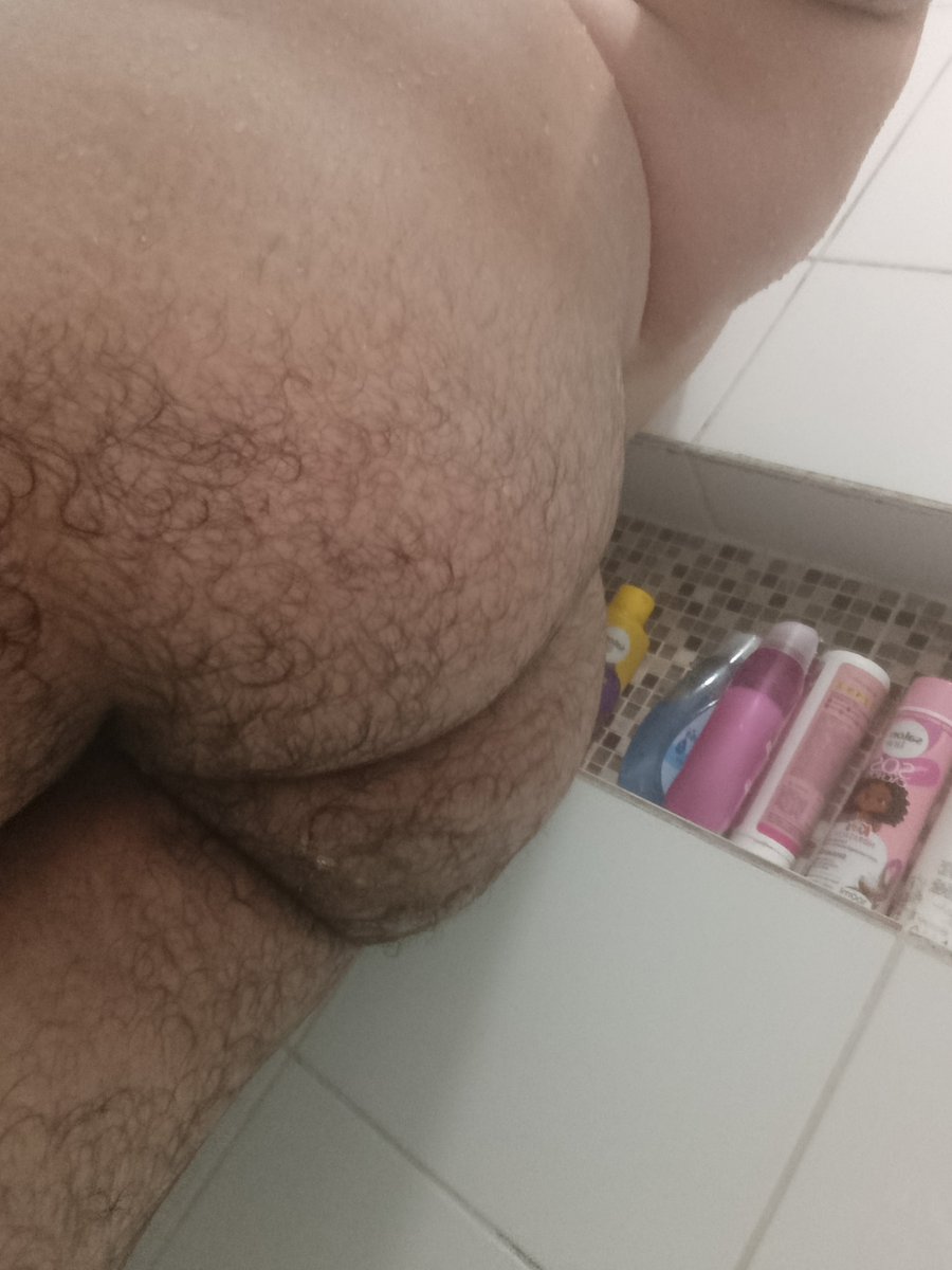 gru_bear29's tweet photo. Antes do banho ou após o banho? Não sei, só queria ser fodido gostoso  após um dia longo de trabalho 🐻🥵 https://t.co/PwOy2IdAYT