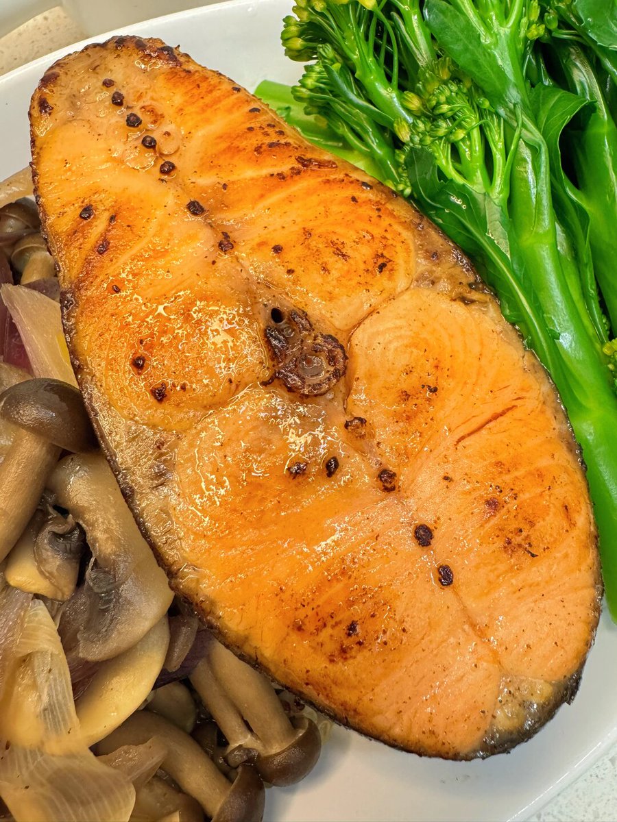 cozy184's tweet photo. #HealthyEating Quick 15-min turkey u0026 veggie bowl: lean protein + fiber-rich greens, no added sugar. Perfect for lunch prep to crush your fat loss goals! https://t.co/pFhCK9bzXe