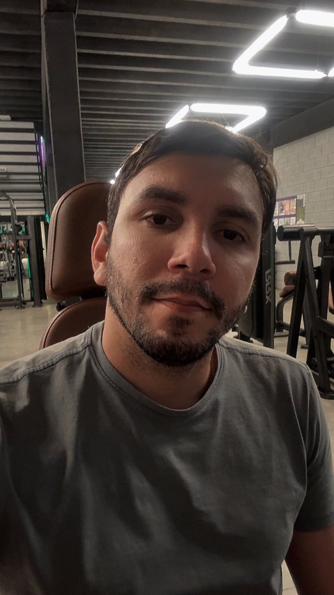 eucezarcaio's tweet photo. workout  complete https://t.co/Up4d2h1PaS
