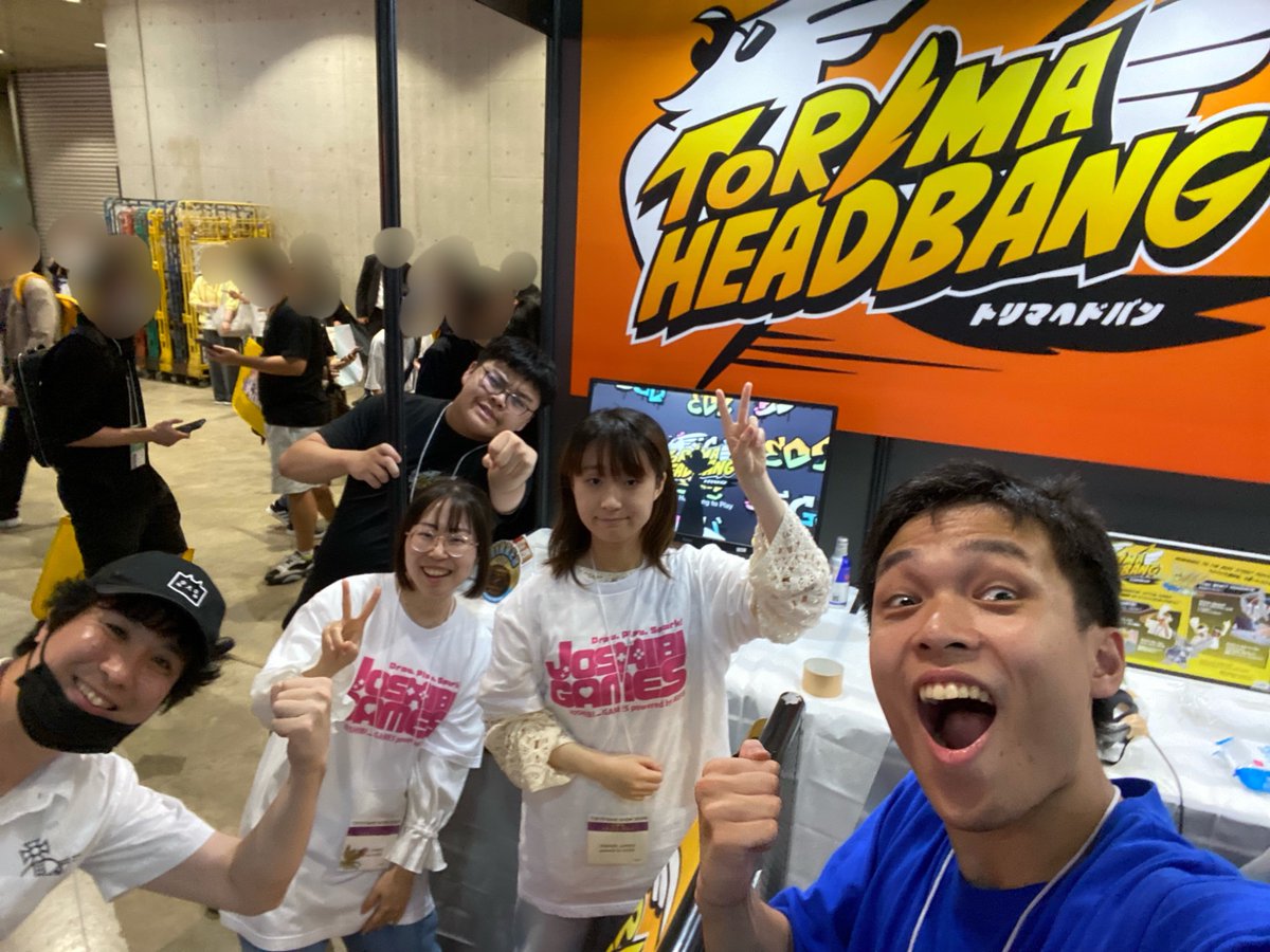 TorimaHeadbang's tweet photo. 🔥ビジネスデイ2日目でも Let's Headbang!!🔥
#TGS2026 初日の盛り上がりにトリ残されてないか?🫵
バリケードの上で全力VRヘドバンして、このビッグウェーブごとぶっ飛んでけ!💨
📍ホール9【09-E10】BitSummitブースの
『TORIMA HEADBANG』を
CHECK IT OUT!!🦜🫨
#トリマヘドバン #TorimaHeadbang https://t.co/C0srwciT6t