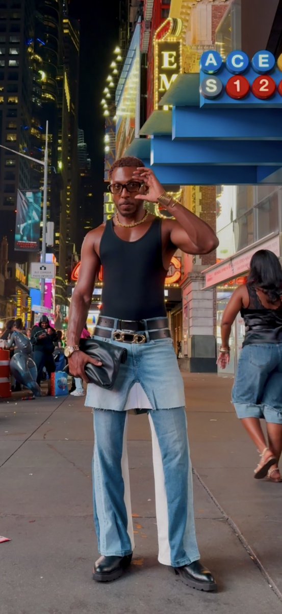 bksaint_'s tweet photo. I love this denim set I made 😮‍💨🪡 https://t.co/889wXTAj4q