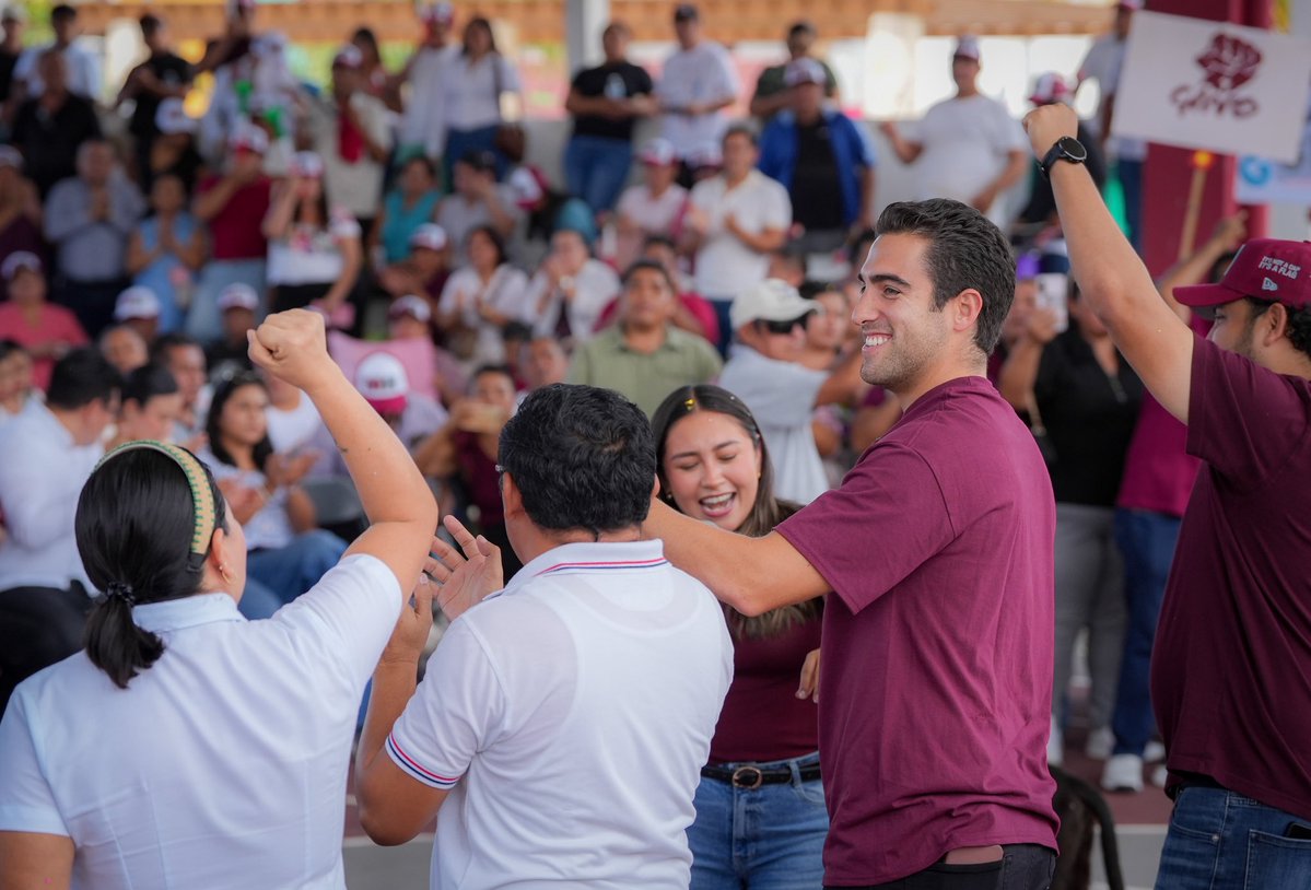 GinoSeguraV's tweet photo. Desde Felipe Carrillo Puerto, el corazón de la Zona Maya, tuve un encuentro con militantes y simpatizantes de MORENA. Así comenzamos nuestras responsabilidades al frente de la Coordinación Estatal de la Defensa de la Transformación y Soberanía Nacional. 

Con organización, nuestro Movimiento seguirá respaldando la visión de la Presidenta @Claudiashein y de la Gobernadora @MaraLezama. 
 
*Dirigido a la militancia de morena.
