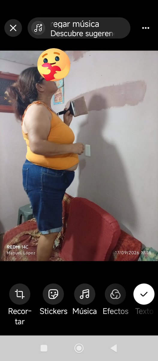 manuellopezcal2's tweet photo. Ella pintando anda jajajaja quien le trae más al rato unas cheves para que se quite lo cansado y aclaro yo estoy presente que sean serios y no les de pena que yo los vea por qué luego vienen unos que ni se la pasan agusto por qué estoy yo https://t.co/ysv5Q8injt