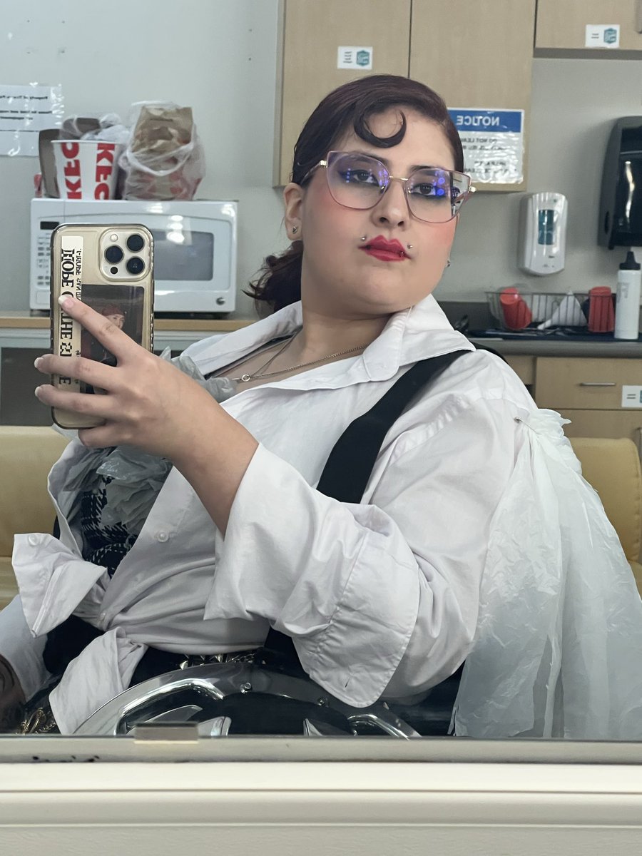 BubblyPepsi's tweet photo. I said I was going to wash off the makeup after the show…but I thought I would keep it on 🥰 #rasquache #rasquachic #pachuco https://t.co/8GeAwwXbDt