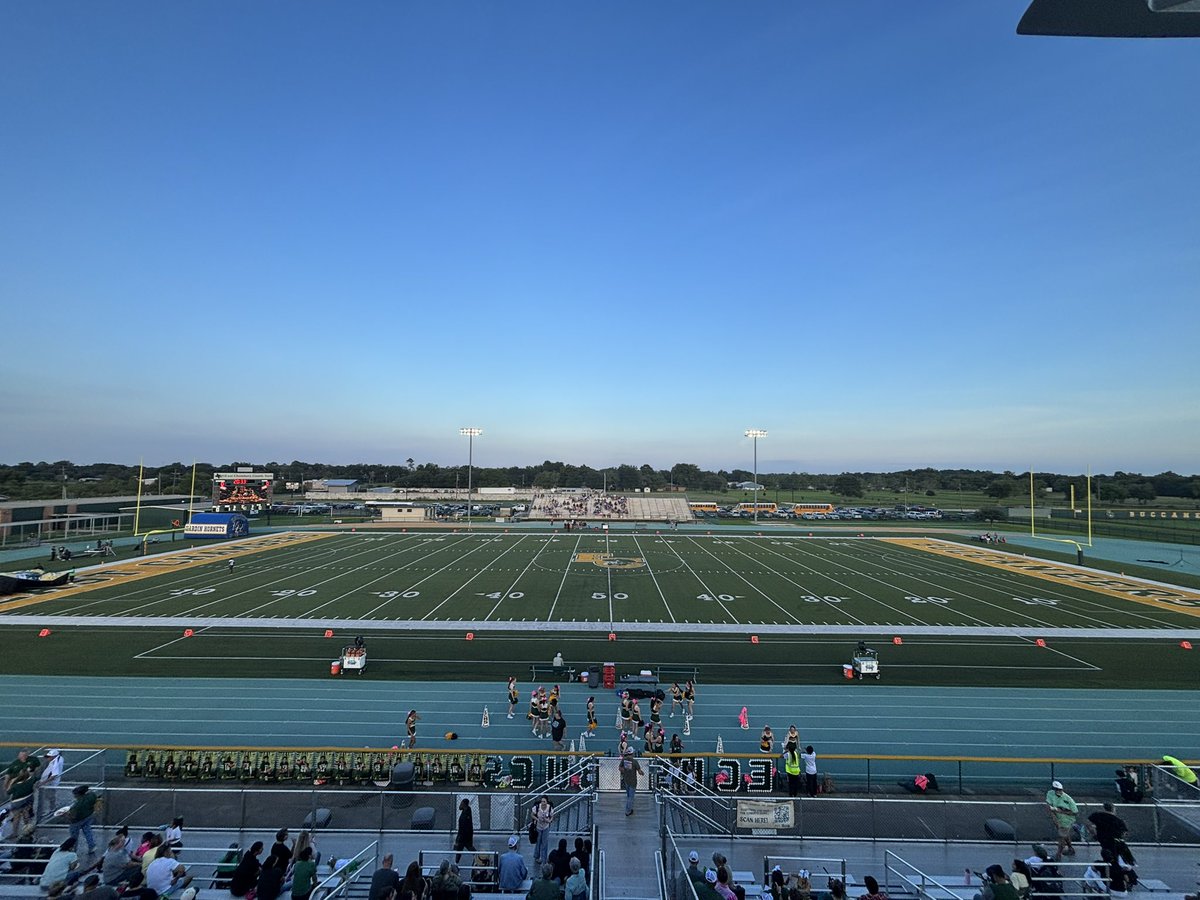 AaronWard__'s tweet photo. Thursday Night Football!

Hardin vs. East Chambers
6:45 Pregame / 7:00 Kickoff

Join me live at https://t.co/BHi6W03Ktu https://t.co/P7LgwrhlfQ
