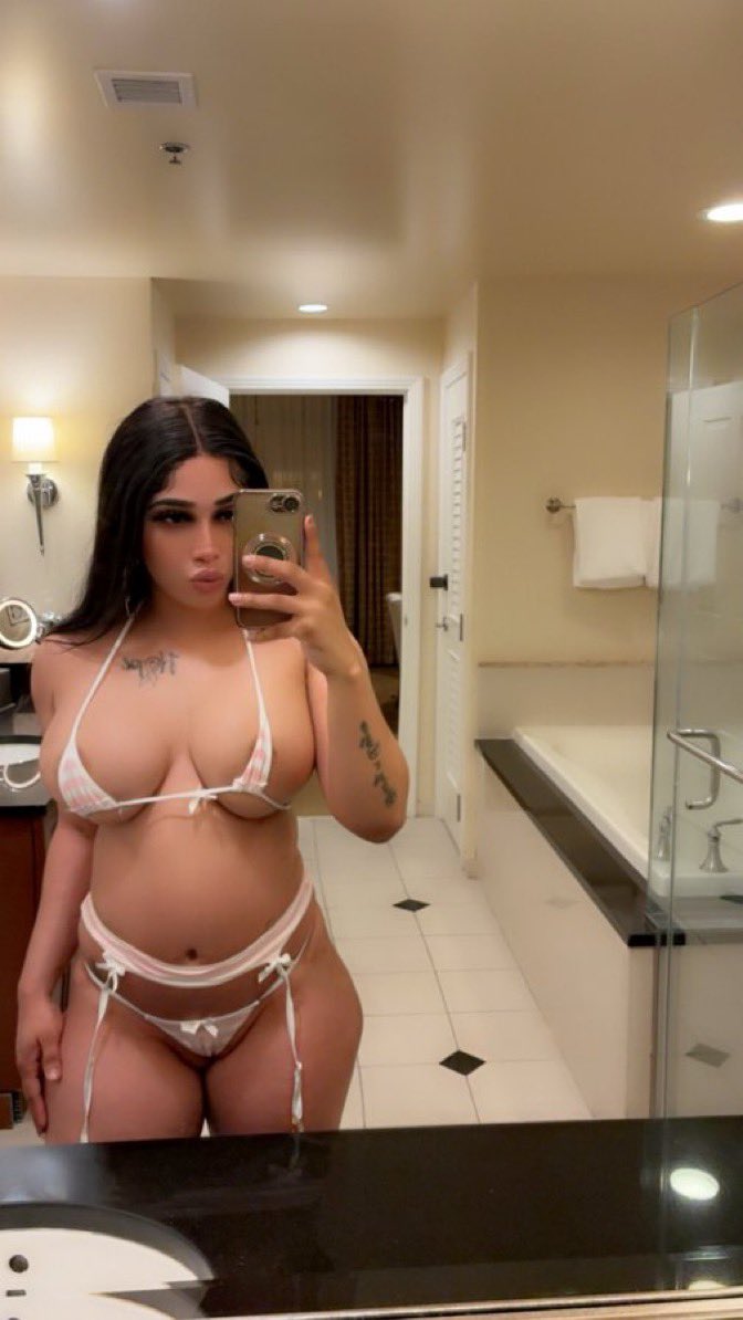 x_2sexy's tweet photo. Who wanna come over 💦

#STL #StLouis #StLouisMO #STLMeetup #StLouisMeetup #STLNetworking #STLSocial #StLouisEvents #STLCommunity #STLNights #Missouri #STLPeople https://t.co/FRhxu5e3F5