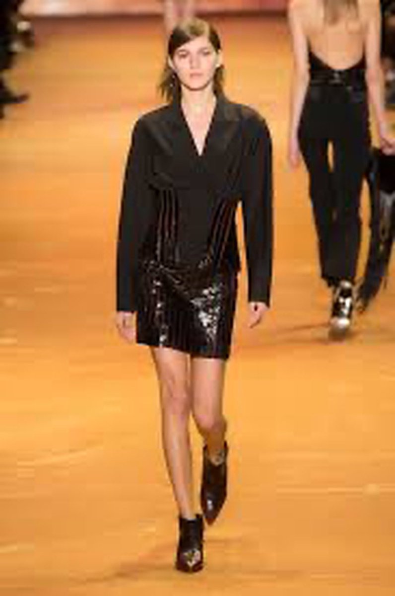rach_6977's tweet photo. Olandria is wearing MUGLER FALL 2016 TONIGHT HENNI!!! 

OLANDRIA CREATIVE SOCIETY 
#OlandriaxSohoHouse https://t.co/zQC0Rd0I4Y