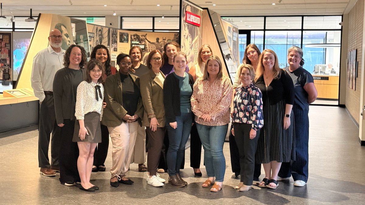 statecommission's tweet photo. Today we hosted a meeting in D.C. for state service commissions selected as Youth Mental Health Corps planning grantees.
#AmeriCorps #StateService #YMHC #YouthMentalHealth https://t.co/Pnw7V1XYgX