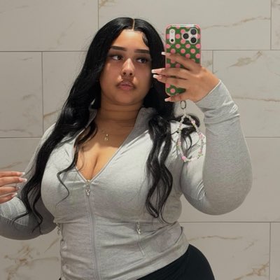 Jenniferobert25's tweet photo. #NewProfilePic https://t.co/WN5cJEMkLK