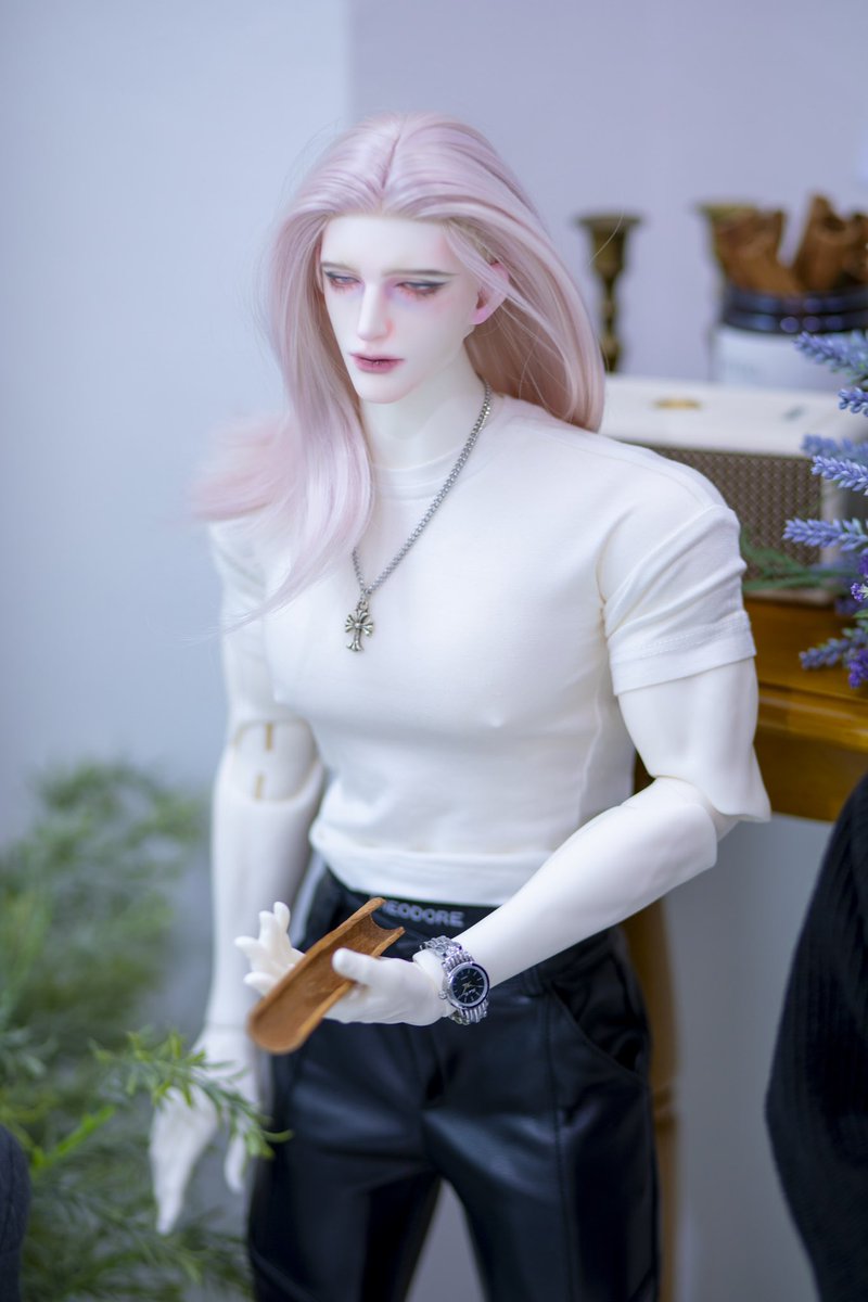 cafem0ch4's tweet photo. 정말 여러모로 시끄러운 사진
😶 @IZE_STAGE 헌터타입
💪🏻 #dk78
👕 #papazi @theo___dore #717bjd https://t.co/pVfsnV0iuJ