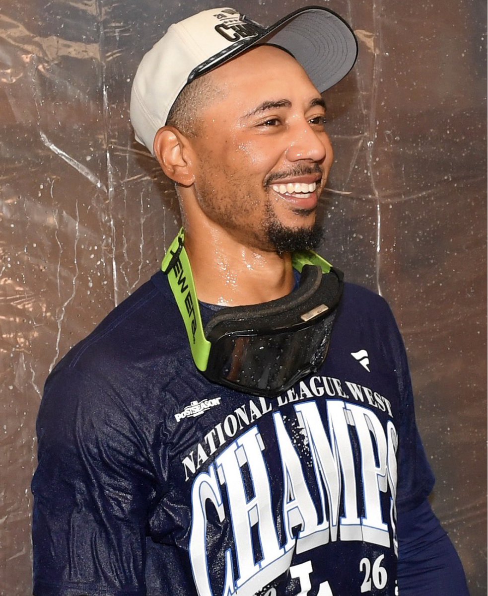 DodgerDugoutPod's tweet photo. Nobody is a winner like Mookie Betts is a winner. 

@JTSNetwork | #Dodgers https://t.co/ITopmYdka3