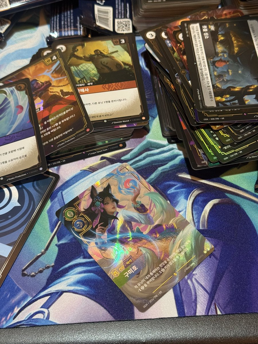 ccccK0114's tweet photo. Crazy pull!! Look what I got.
Wanna Sell. DM me plz
#Riftbound https://t.co/H4EXU7ecHK