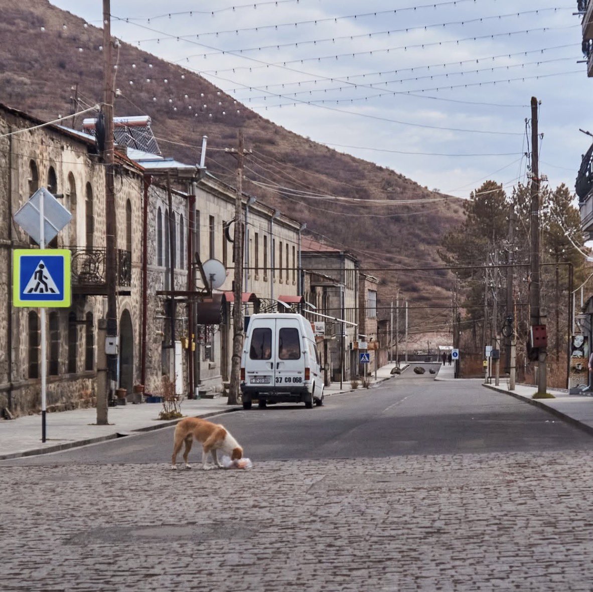 teishebaini's tweet photo. Goris, Armenia https://t.co/UuPg0CaW0L