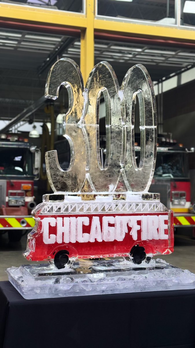 StellarideNews's tweet photo. Chicago Fire are celebrating filming the 300th episode today! 🥳    

📸 cinespacestudios https://t.co/wSLZszlC0t
