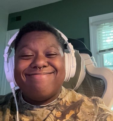 RatKingAlx's tweet photo. #SUSPENSIONLIFTEDIMFREEEEEEE https://t.co/ifJY1e7QHS
