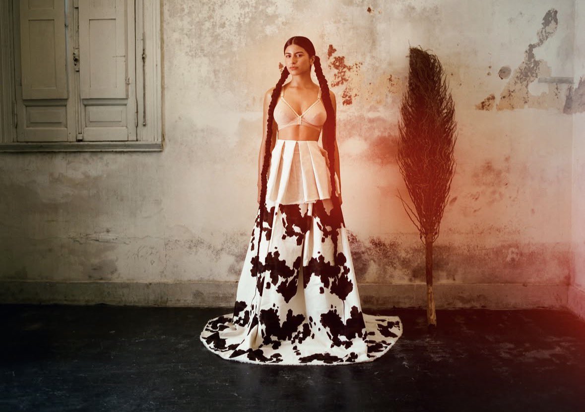 Fechefashion's tweet photo. Anabel Sánchez en Cris OB https://t.co/Z7mxhT8DOQ