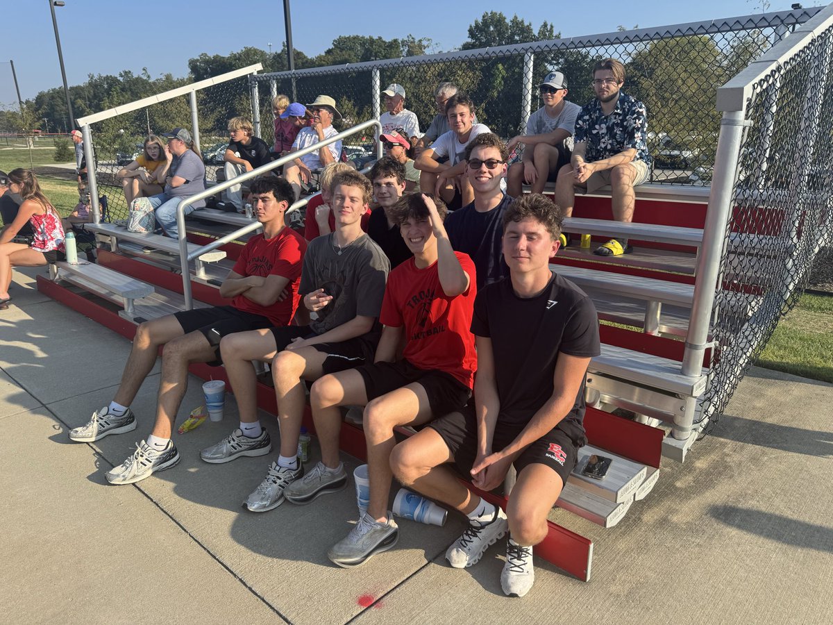 ECBoysBBall's tweet photo. Supporting our seniors at their Tennis Senior Night! Congrats to Bo and Liam on their win tonight at #1 Doubles! https://t.co/O6ACOR6HBU