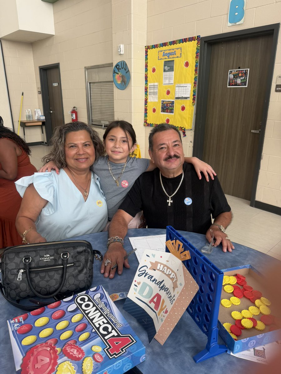 HumbleISD_RCE's tweet photo. πGrandparentβs & Studentβs Game Nightπ
We are grateful for a #cubcommUNITY that supports our scholars.
We laughed, socialized & just enjoyed each otherβs company!
Thank you!
Your presence is a present!
ππ https://t.co/WJ1JlXZhyw