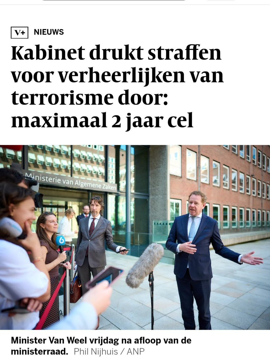 mandy33364300's tweet photo. @olthof_tom De lafheid regeert
#Nooitmeerisnu @ministerjenv
Hamas is een terroristische organisatie feit.
Wat let jullie om terrorisme verheerlijkers op te pakken en keihard te straffen?
#Dam #Amsterdam
@2eKamertweets https://t.co/pSJ2BEGxDK