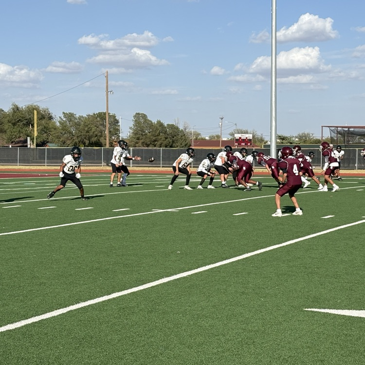 HISD_Sports's tweet photo. Great win for the 9th grade Herd Football Team!
#HerdONE https://t.co/0Sch1246C2